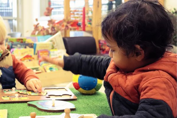 Reggio, Montessori & Play-Based Learning: Approaches Compared